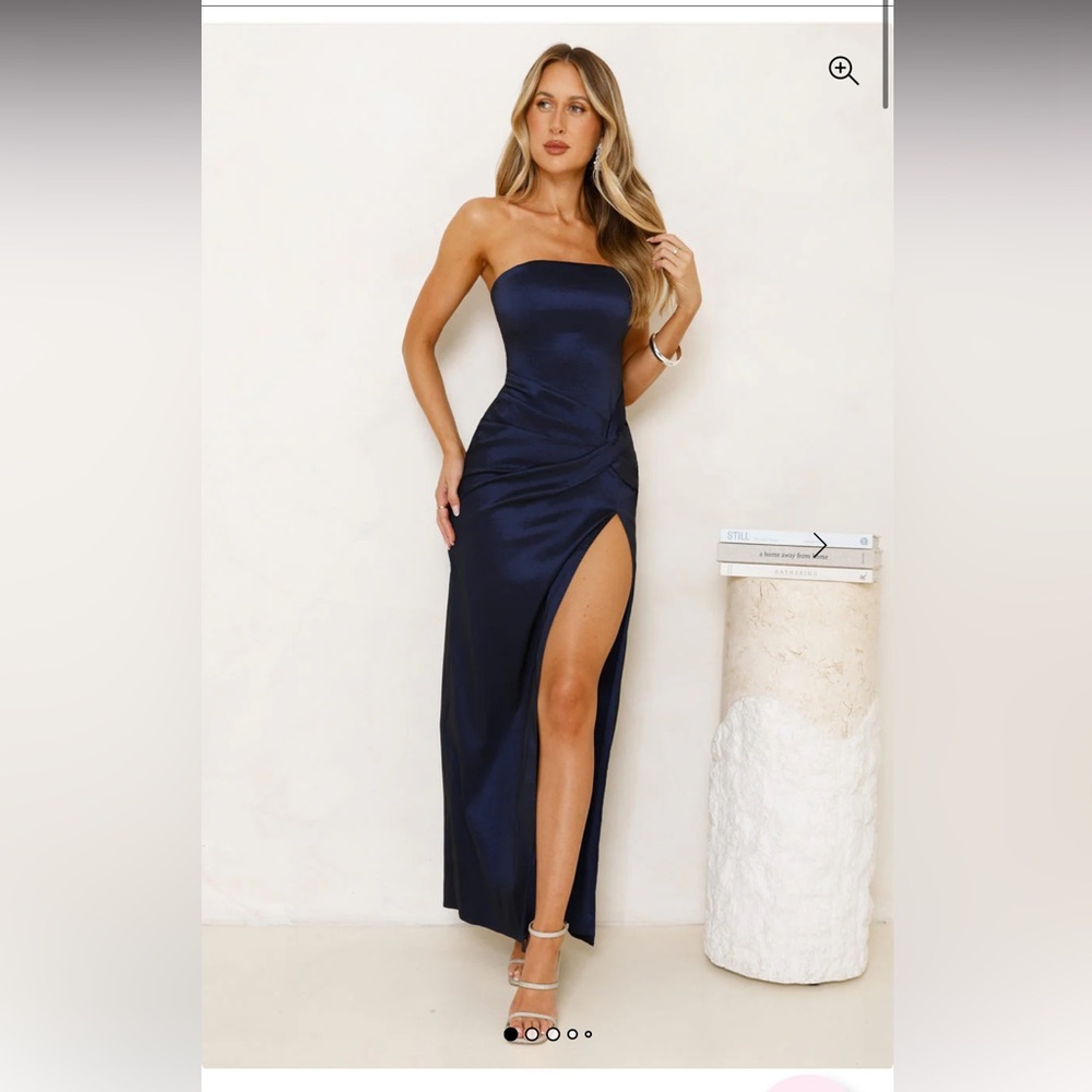 Hello Molly “SOULMATE MAGIC STRAPLESS SATIN MAXI DRESS NAVY”